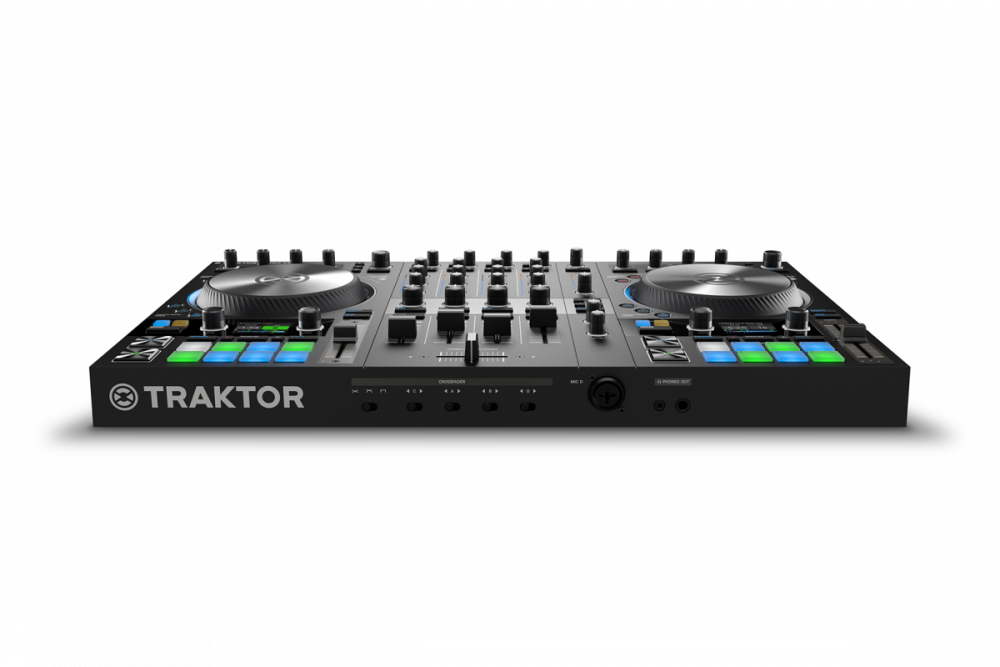 Native Instruments Traktor Kontrol S4 MK3 - Image 3